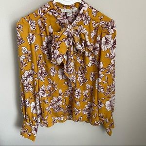 Forever 21 Size Xs Long Sleeve Floral Top W/ Tie